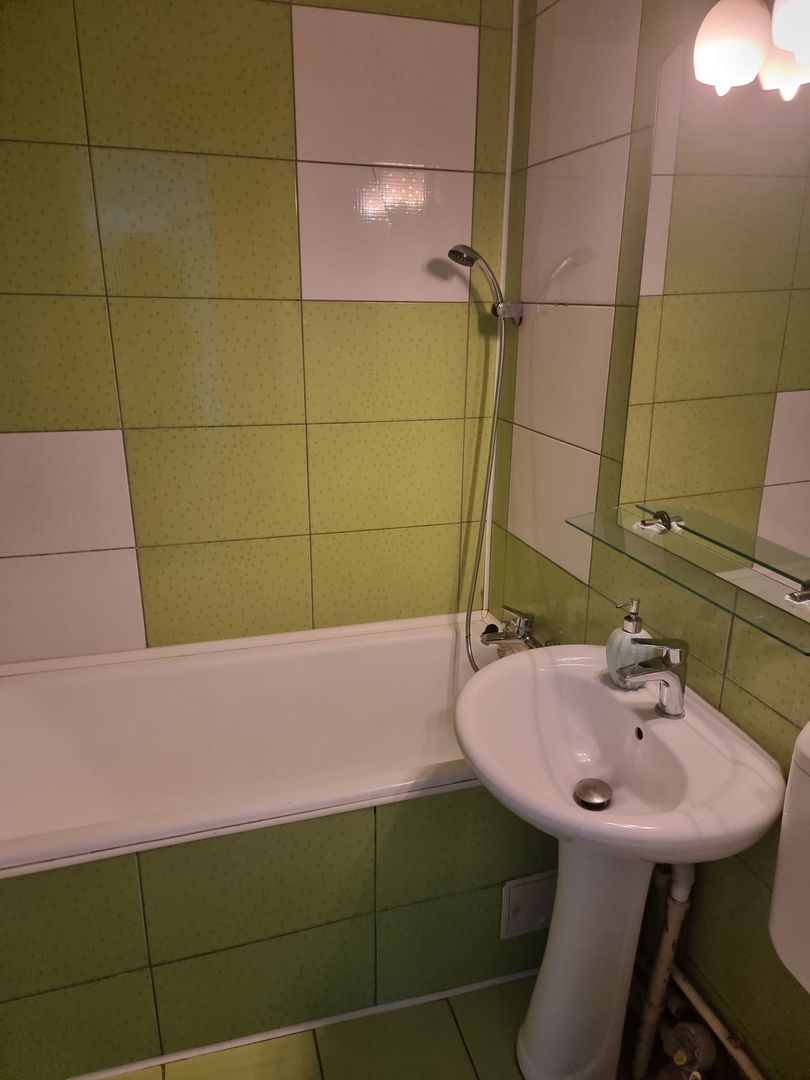 Apartament 2 camere Prelungirea Ghencea la 10 minute de metrou - Poză 7