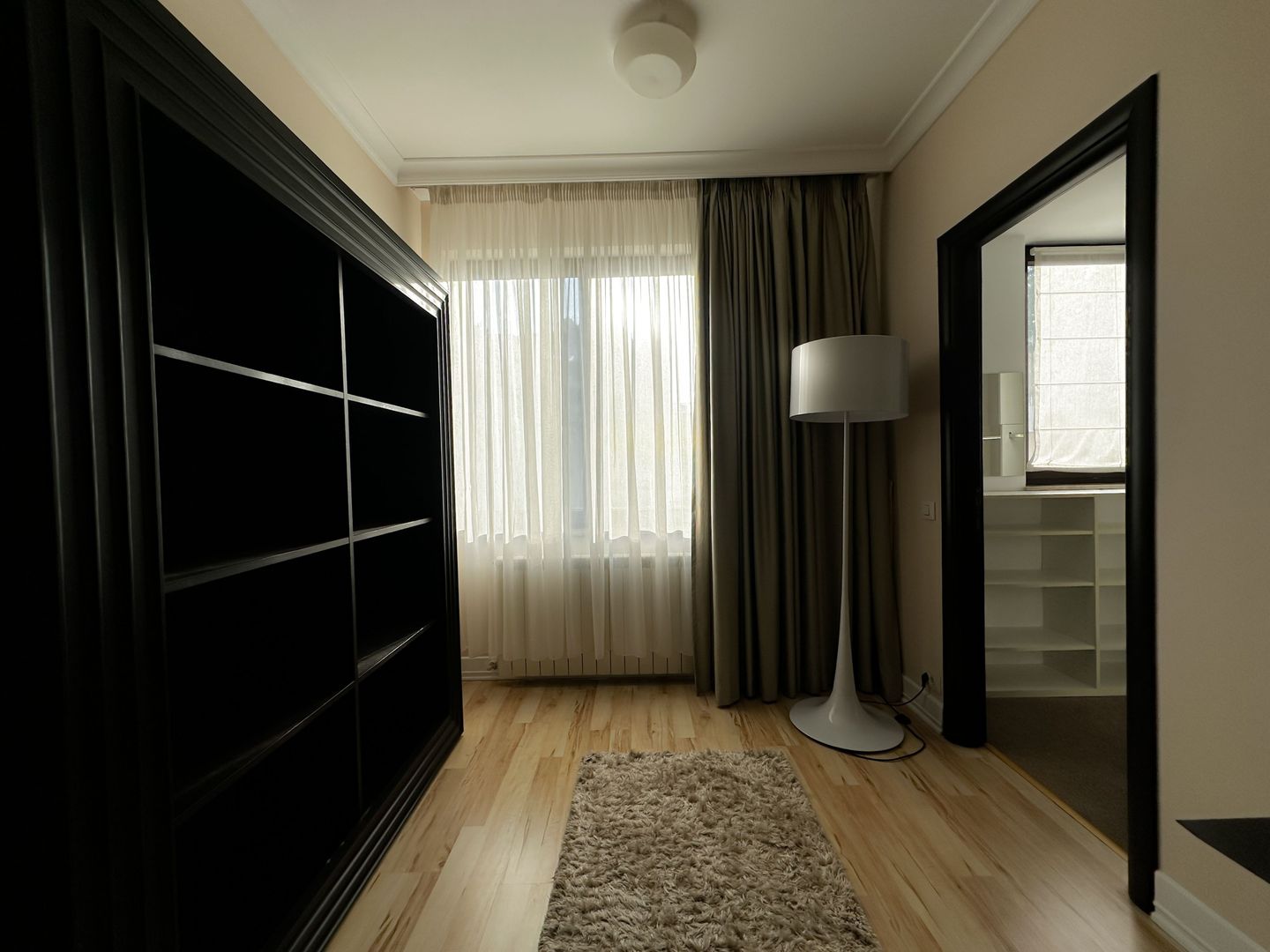 Luxury 4-Bedroom Triplex with Floating Terrace & Panoramic Views - Poză 15