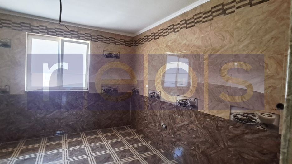 VANZARE VILA DIN BCA + TEREN 1.400 MP | STRADA PRINCIPALA | CRANGU, TELEORMAN - Poză 13