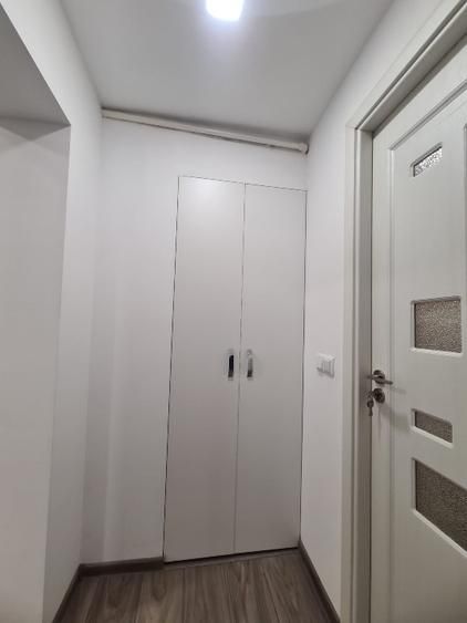 Apartament Micro 14 complet renovat - Poză 6