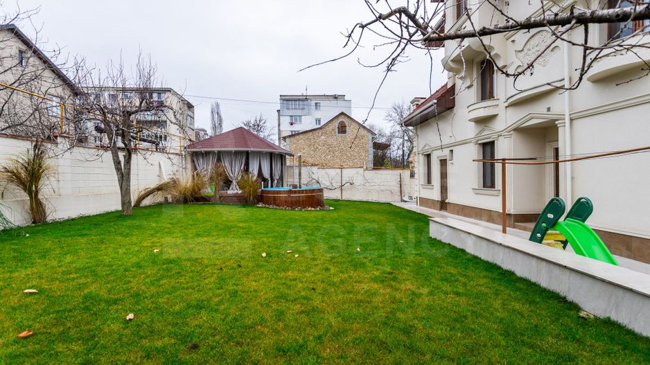Vânzare, casă, 3 nivele, 300 mp+7,2 ari, str. Chișiniău, Cricova - Poză 11
