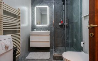 Ap spatios 4 camere, garaj, Andrei Muresanu, zona strazii Trifoiului - Poză 14