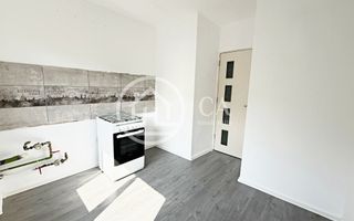 Apartament cu 2 camere de vanzare in Zona Rogerius, Oradea - Poză 7