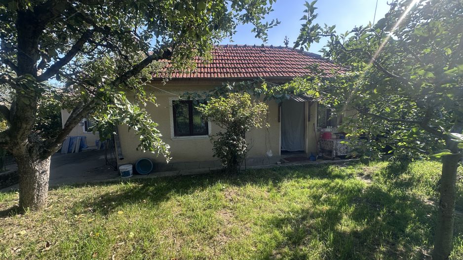 De vanzare: casa in inima unei superbe zone de deal, Valeni-Dambovita - Poză 4