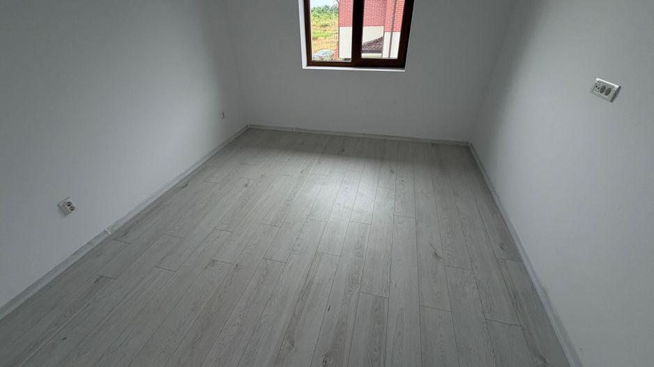 CASA CUB -RATE DEZVOLTATOR, CELOFIBREI, TOATE UTILITATILE, COMISION 0% - Poză 5