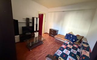 Garsonieră Zona Centrală - Popa Nan Acces la curte și centrală proprie - Poză 3