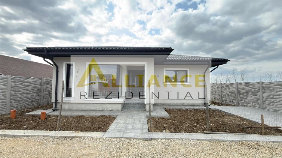 Casa individuala | P+Pod | Incalzire in pardoseala | Teren 320 mp - Poză 1
