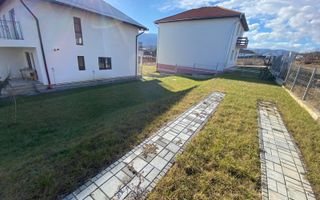 Duplex de vânzare | 4 camere | 160 mpu | Curte 370 mp | Cisnădie - Poză 1