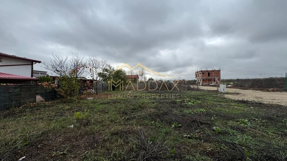 Maddax Luxury Properties vă propune spre vânzare un lot de teren în Balotești - Poză 3