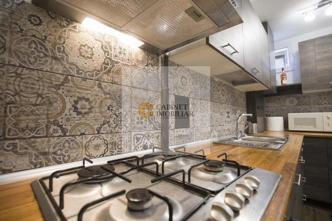 Apartament Central |  4 Camere  Spațiu Generos |  Ideal Investitie - Poză 9