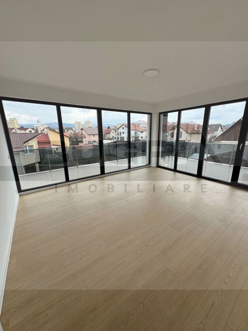 Vila superba 212 mp, parcare, nemobilata, zona Interservisan - Poză 1