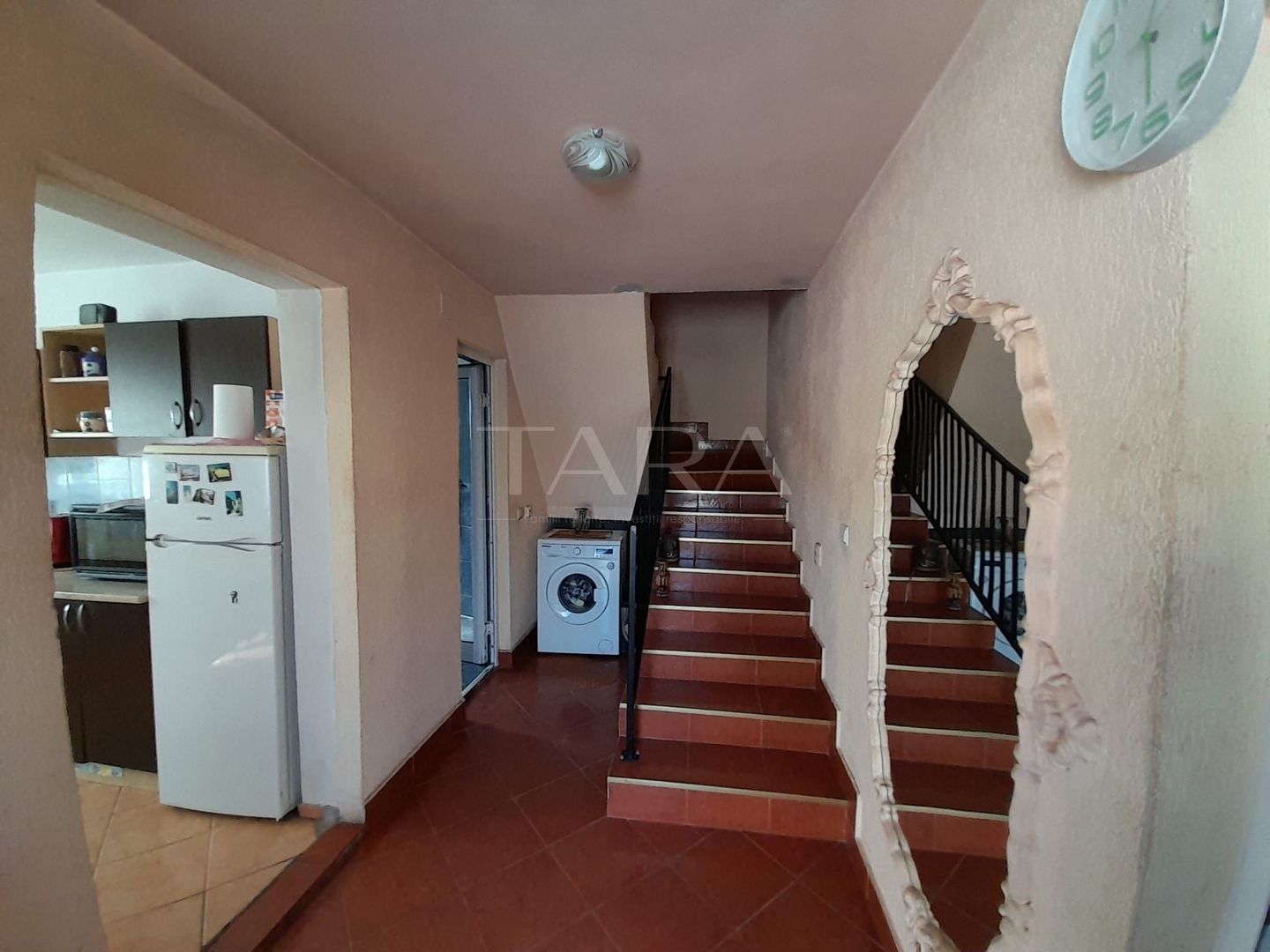 Se vinde casa in Apahida zona bună ! - Poză 3