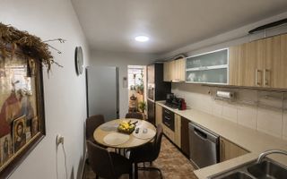 3 camere decomandat + 2 Bai - 72mp-  zona Dacia - Poză 3
