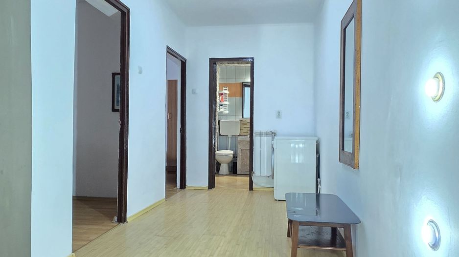 Apartament cu 3 camere, etaj 3, mobilat și utilat, zona GARĂ; - Poză 4