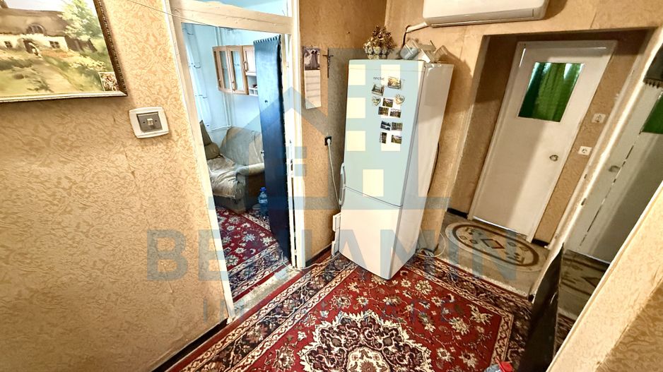 2 decomandate - etaj 3 - 53mp - teava de gaze - 1981 - Rovine - Iorga - Poză 6