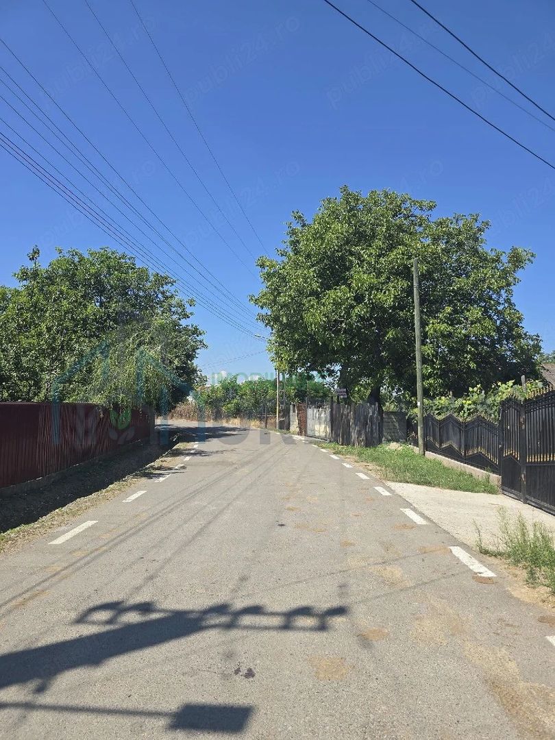 Teren 1.700 mp Verseni, Miroslovesti (Iasi) - Asfalt, Curent, Gaz, Apa - Poză 3