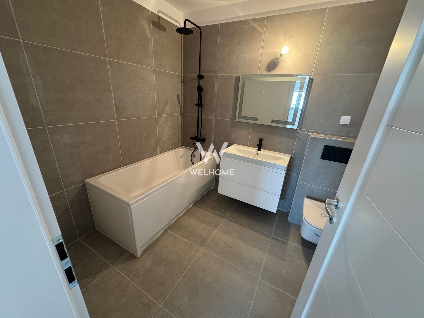 🏢 Apartament 3 camere, Str. Doamna Stanca,  zona Kaufland - Poză 3