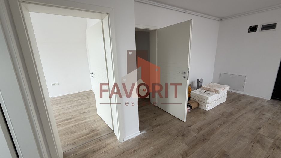 Disponibil imediat. Bucatarie inchisa. 2 balcoane. - Poză 13