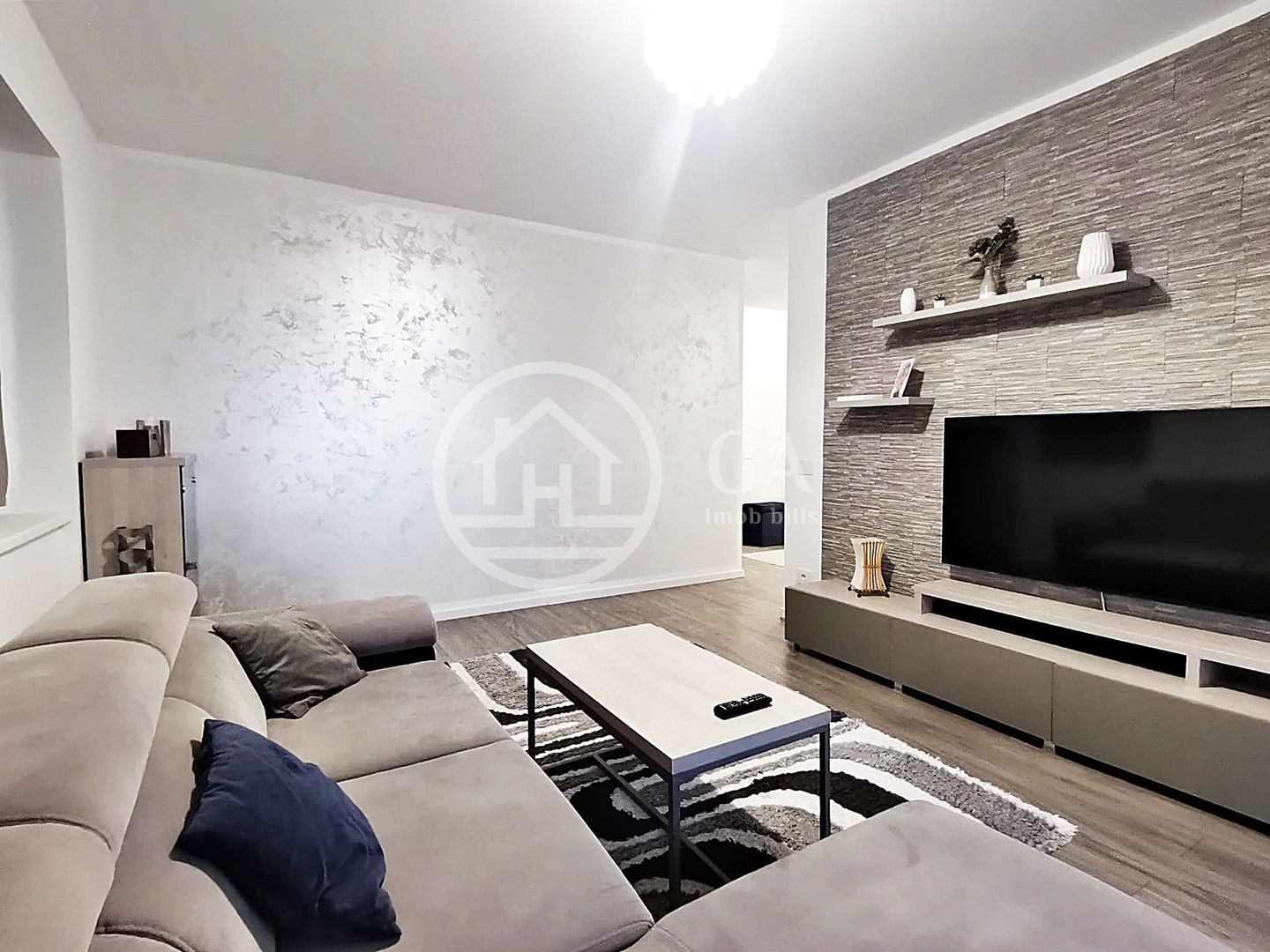 Apartament cu 3 camere de vanzare in Prima Onestilor,  Oradea - Poză 1