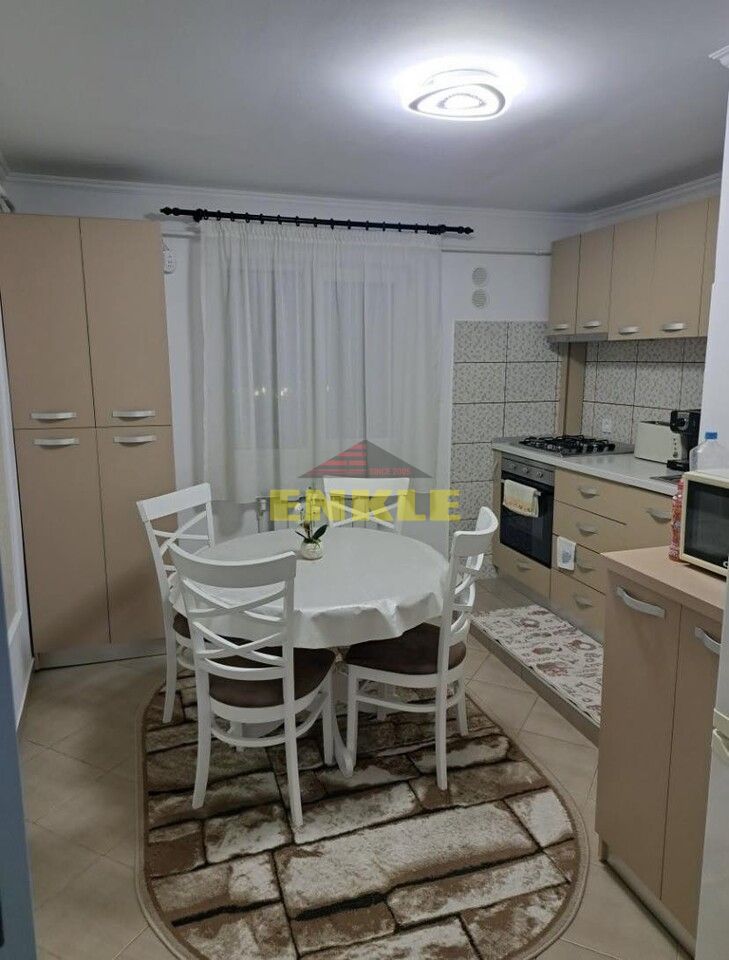 Apartament 3 camere, Zona Stejari, etaj 1 - Poză 4