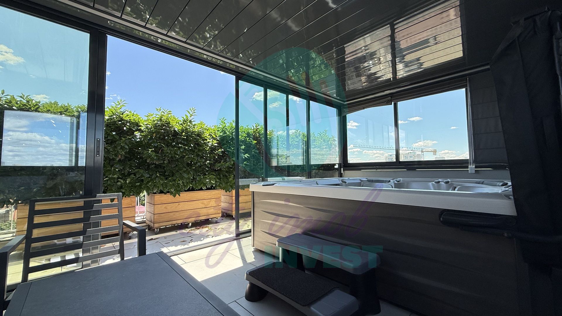 Locuință cu 3 niveluri și rooftop - Poză 17