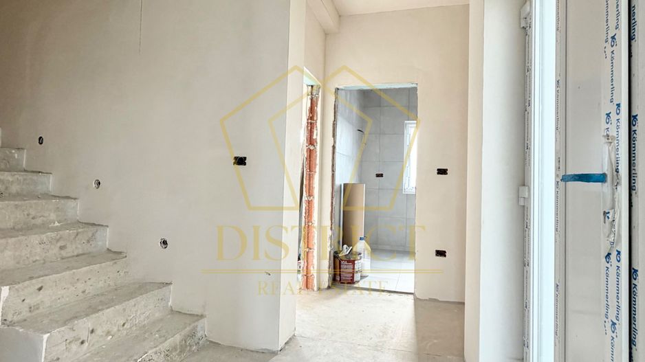 Duplex cu 4 camere 2 bai si dressing, 115 mp utili in Urseni. - Poză 5