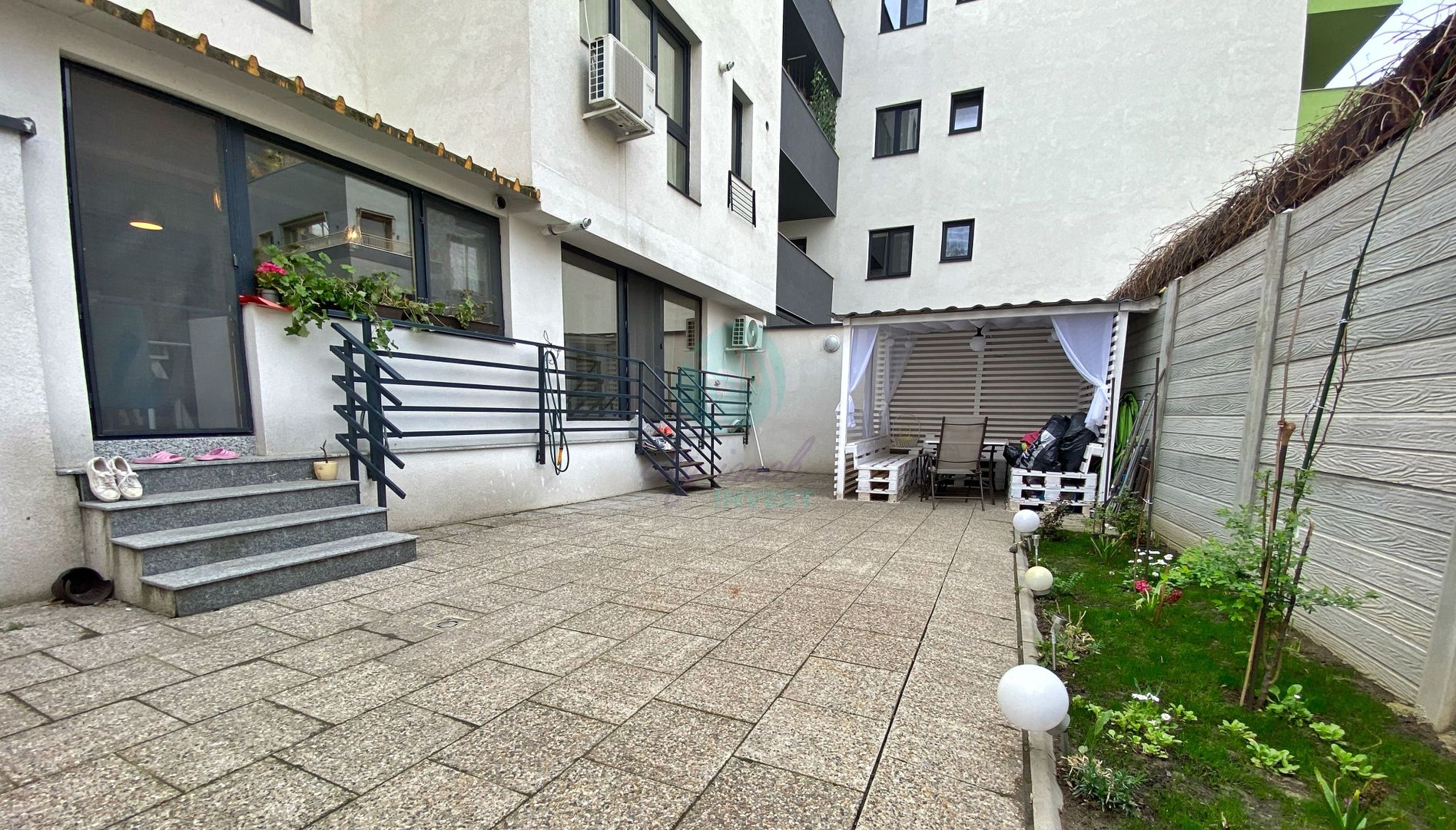 2 camere cu gradina proprie de 60mp - Poză 1