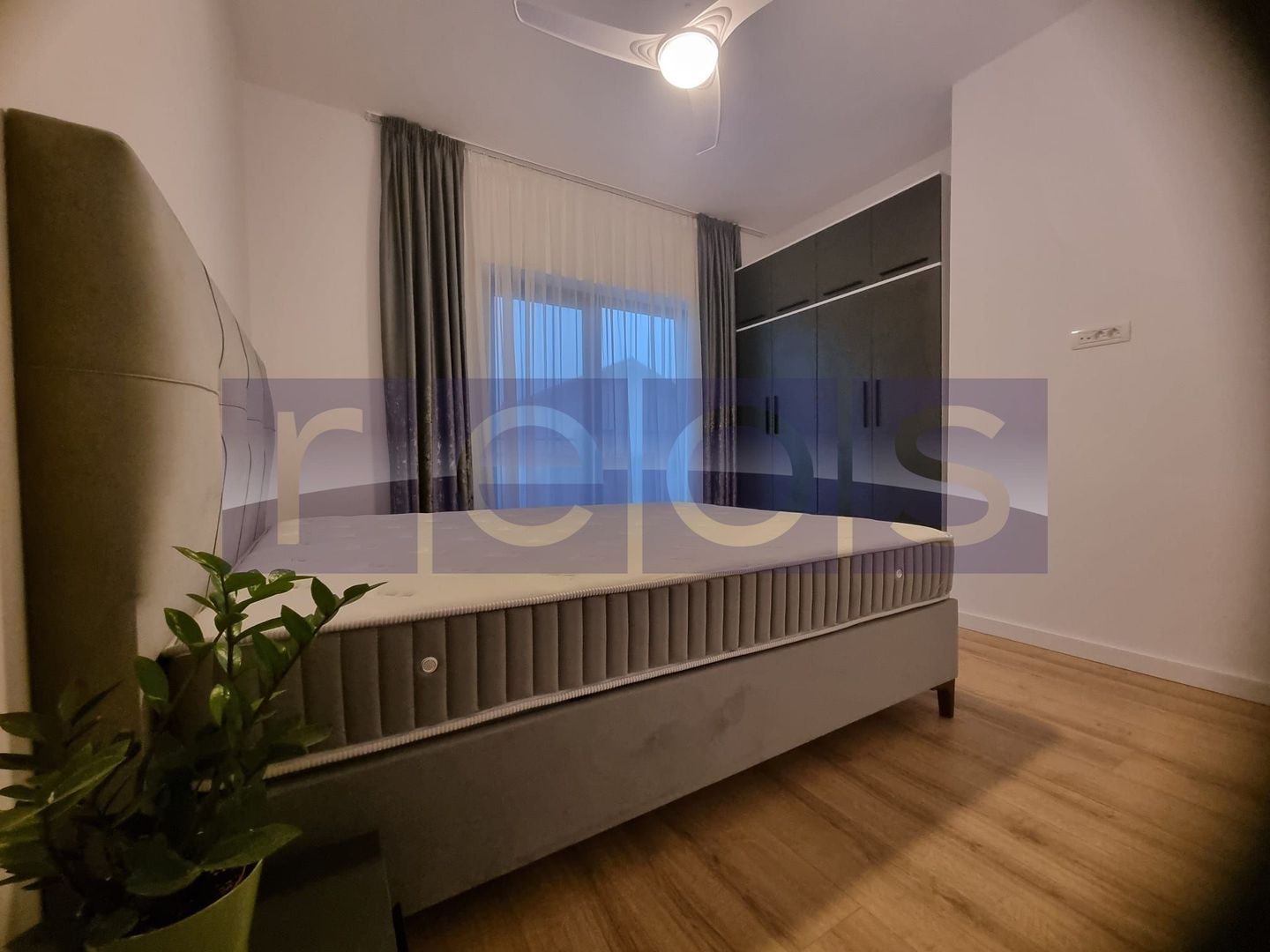 VANZARE VILA - DUPLEX  4 CAMERE - BERCENI  -, P+1E - Poză 15