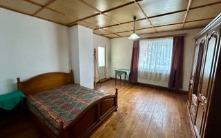 Pensiune cu potențial deosebit, vedere spectaculoasă spre Piatra Craiului - Poză 20