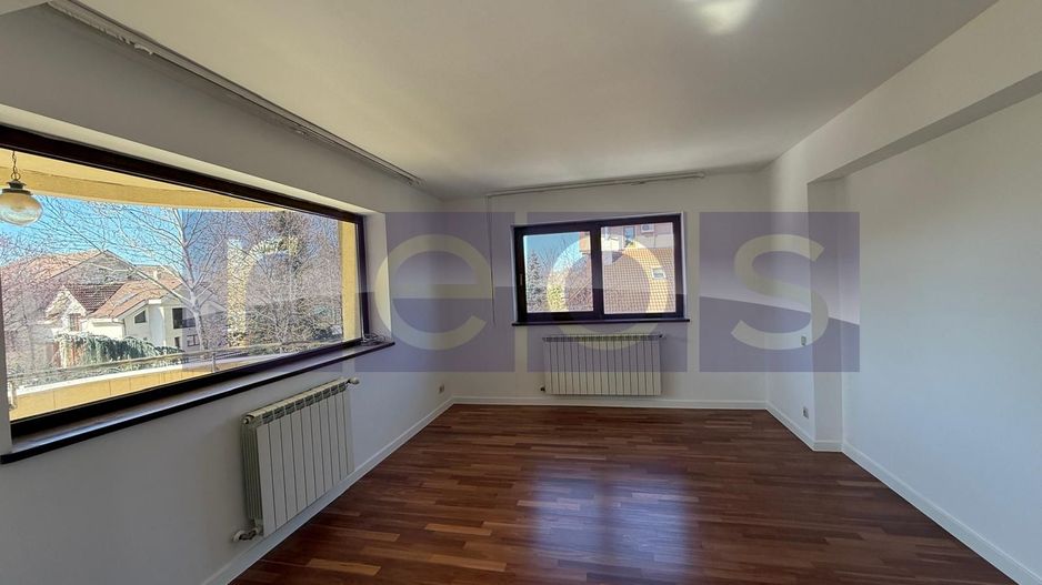 INCHIRIERE VILA DEOSEBITA EROU IANCU NICOLAE | PISCINA | 7 CAMERE | 1300MP CURTE - Poză 11