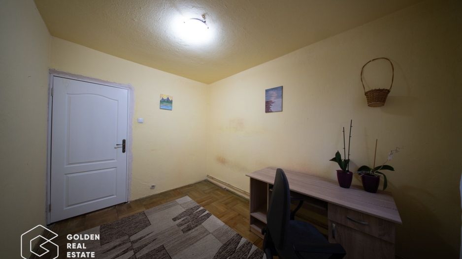 Apartament 4 camere, etaj 1, centrala proprie, zona Vlaicu - Poză 11