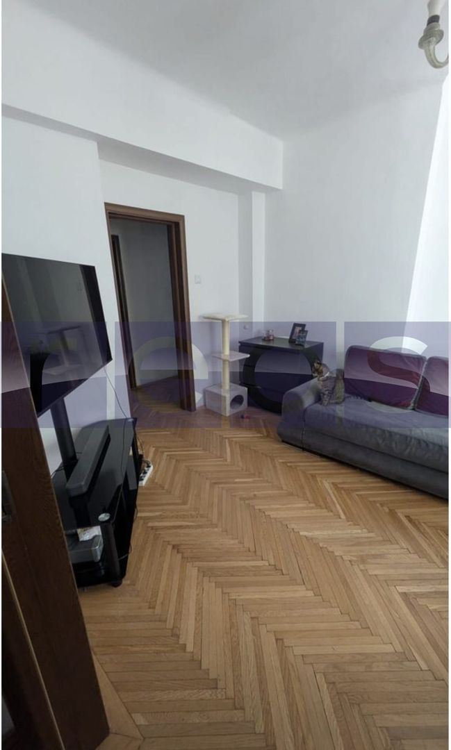 VANZARE  3 CAMERE  IN  VILA INTERBELICA  –PIATA VICTORIEI - Poză 4