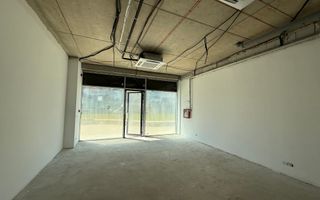 SAD - Spatiu comercial in zona centrala, langa Piata 700 - Poză 1