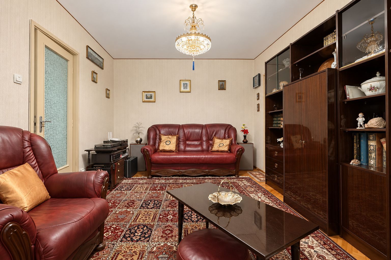 Apartament 3 camere- Piata Iancului - etaj 3-  lângă metrou - Poză 3
