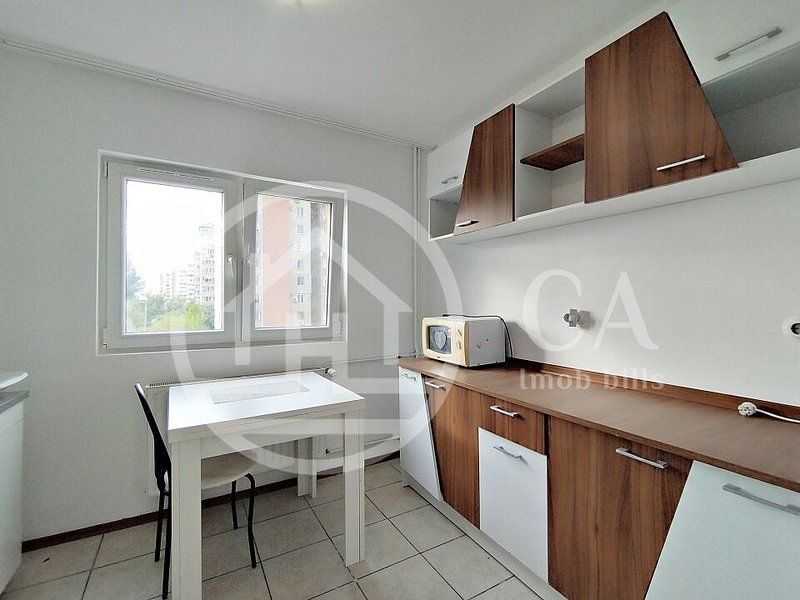 Apartament cu 2 camere de vanzare in zona Rogerius, Oradea - Poză 6