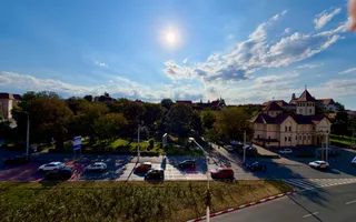 Apartament 3 camere-zona centrală - Poză 14