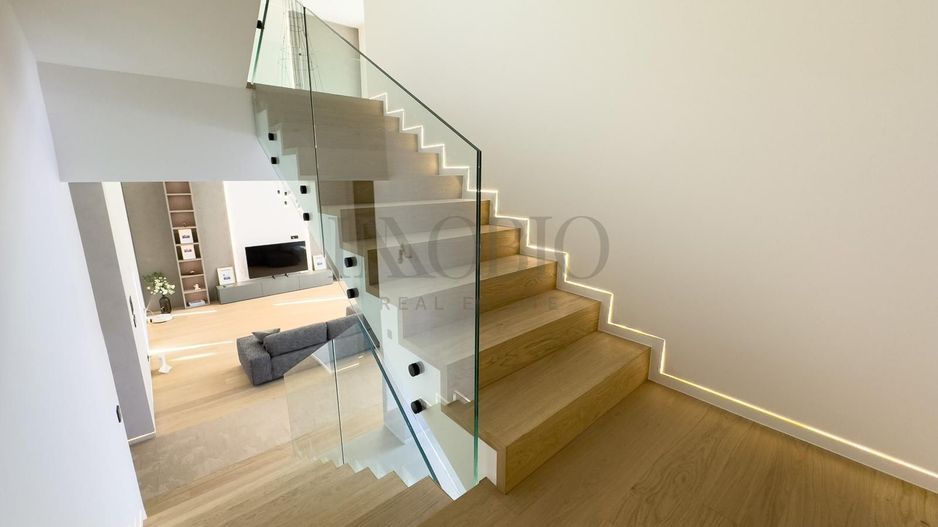 Vila 6 Camere | Piscina | Smart Home | Panouri Fotovoltaice - Poză 9