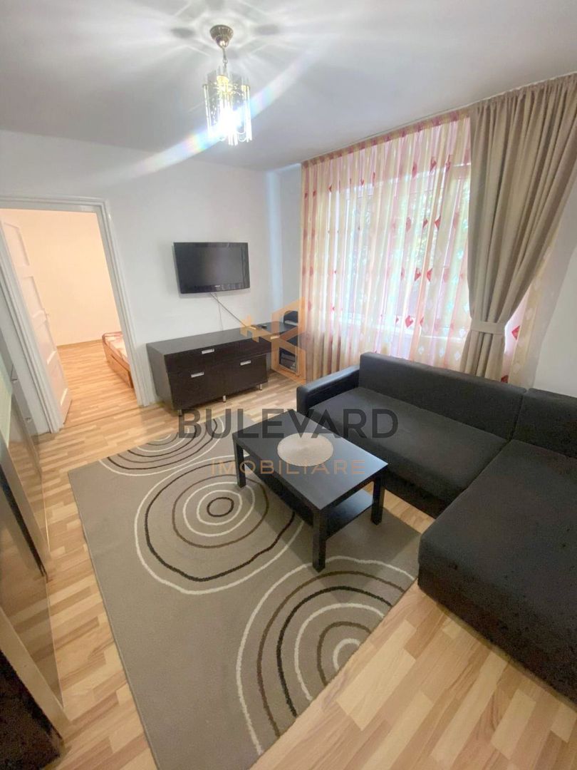Apartament cu 2 camere semicentral! - Poză 1