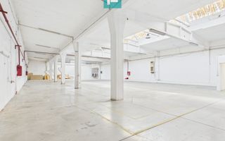 Hală cu suprafața de 675 mp în Arad - Poză 1