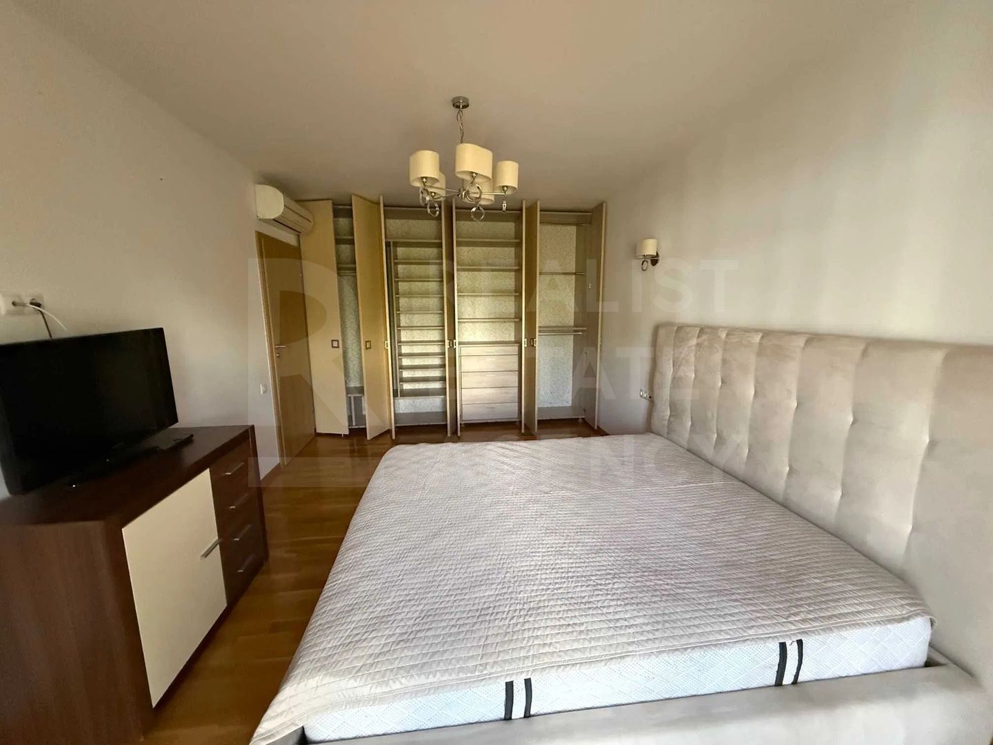 Închiriere, 2 camere, complex premium, vis-a-vis de Parcul Carol - Poză 6
