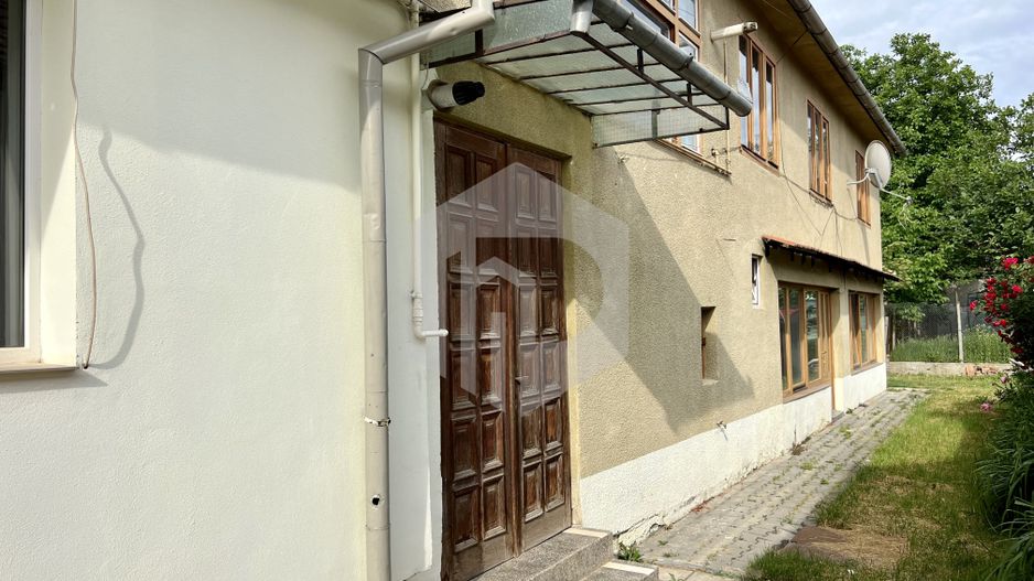 Casa individuala+ curte. Zona Lazaret/Balanta/ 3 Apartamente - Poză 8