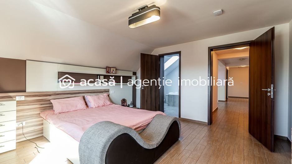 Casă SMART cu 5 camere, teren 720 mp, fotovoltaice 13 kW, Araduil Nou - Poză 9