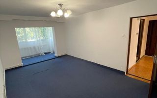 Apartament versatil– ideal pentru locuință sau spațiu comercial. - Poză 1