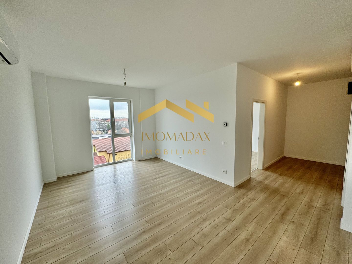 Torontalului-2 Camere-Loc de parcare - Poză 3