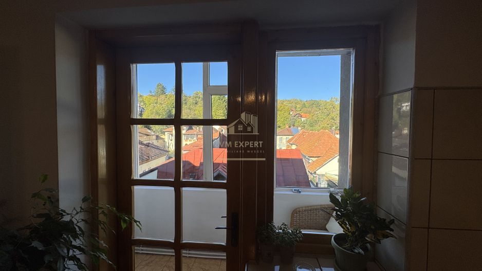 APARTAMENT 3 CAMERE CAMPULUNG, ETAJ 3, ULTRACENTRAL - Poză 17