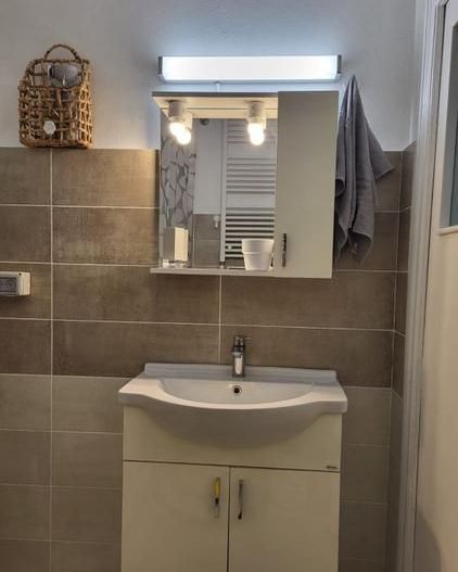 Apartament 3 camere, parter la vila, centrală proprie, Doamna Ghica - Poză 8