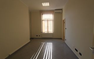 Birouri în vila - zona Balcescu - Poză 18