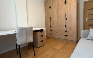 Apartament 3 camere, 2 bai, balcon, etaj intermediar, parcare - Poză 13