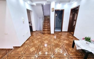 De vanzare casa 6 camere, S+P+M, 900mp teren, Cetate - Poză 2