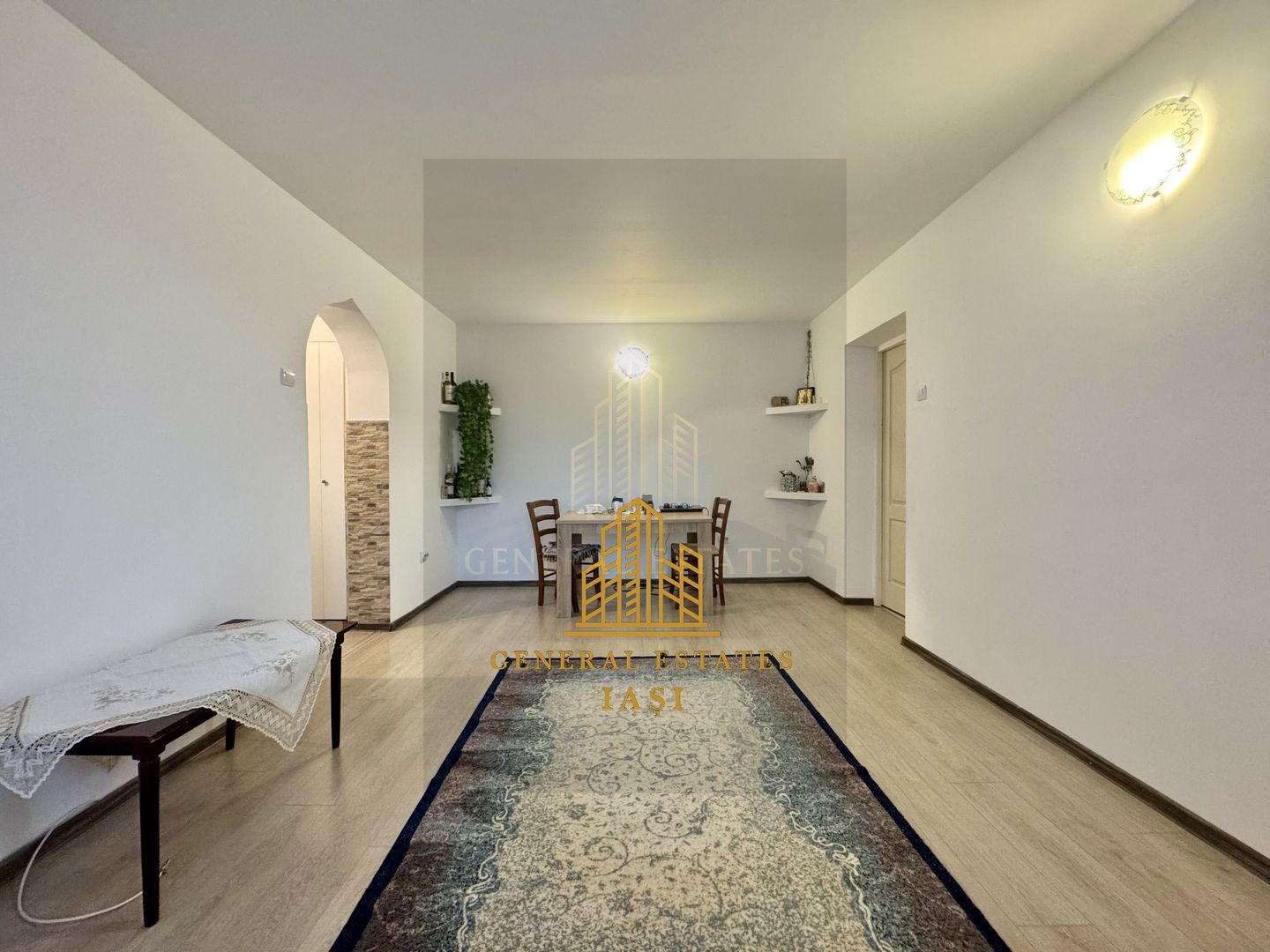 Vânzare apartament 3 camere -  vis-a-vis de Pașapoarte Iași - Poză 2